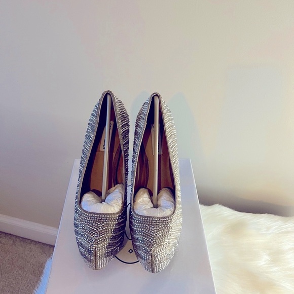 Steve Madden Dyvinal Pewter Crystal Platform Heels - Picture 7 of 7